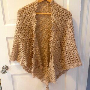 Vingtage, Hand-crocheted Shawl